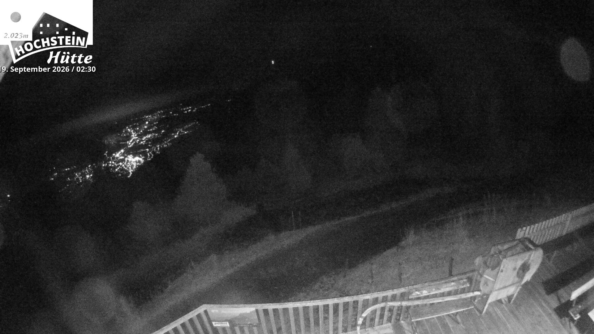 Archiv Foto Webcam Sicht von der Hochsteinhütte auf 2057 Meter