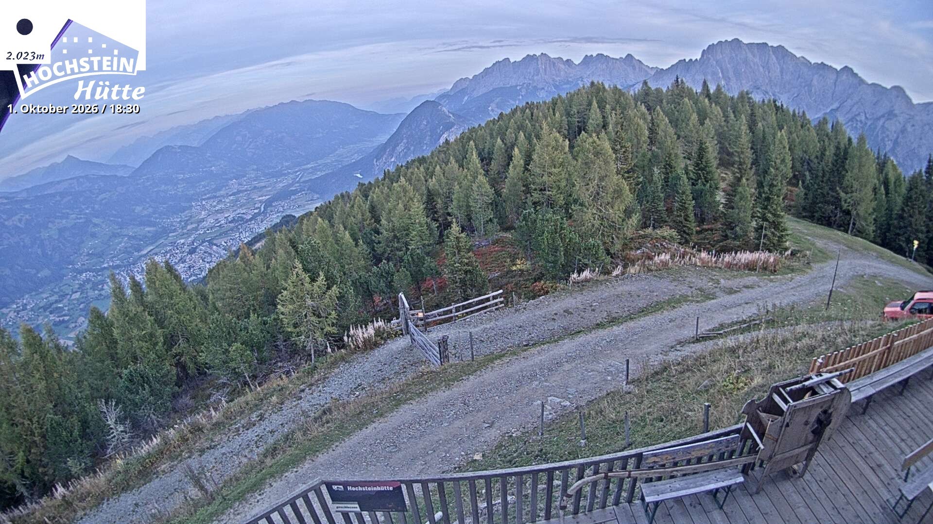 Archiv Foto Webcam Sicht von der Hochsteinhütte auf 2057 Meter