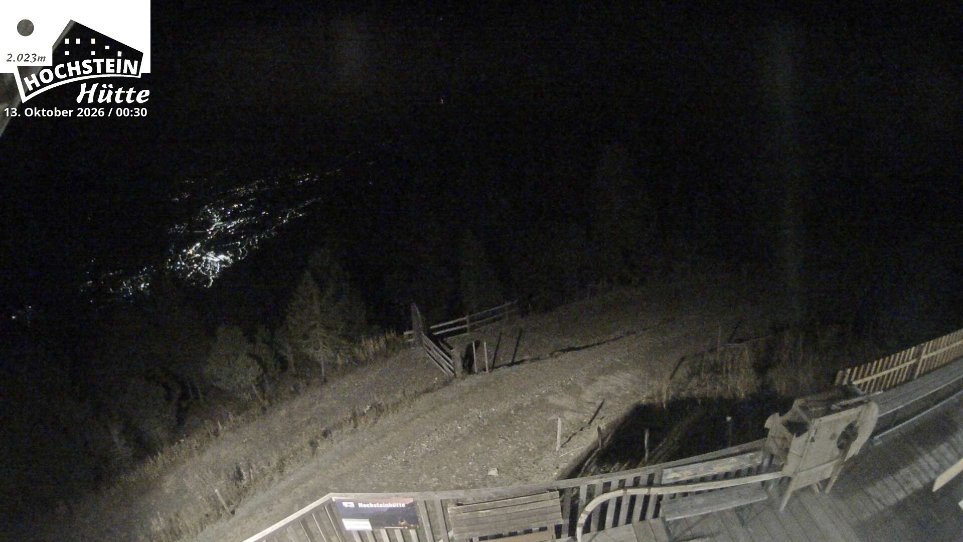 Archiv Foto Webcam Sicht von der Hochsteinhütte auf 2057 Meter