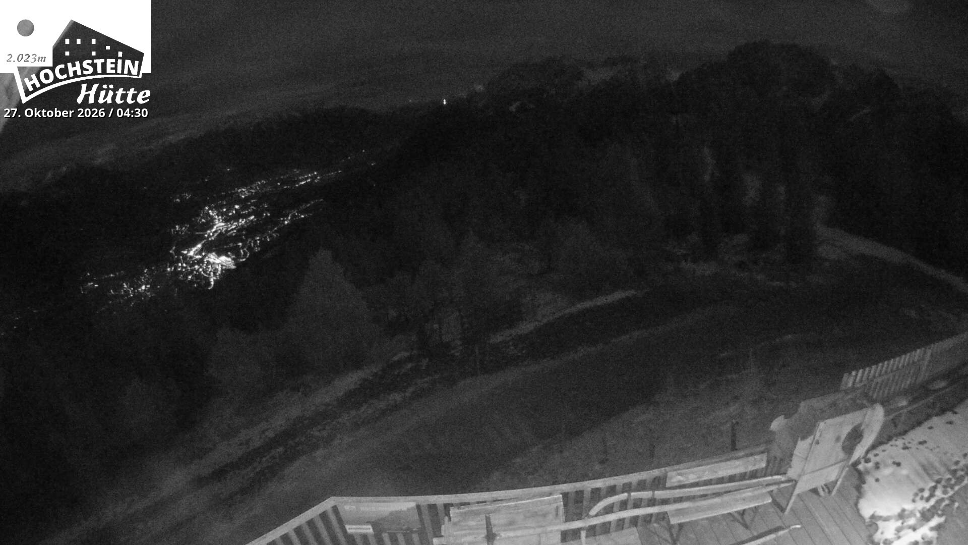 Archiv Foto Webcam Sicht von der Hochsteinhütte auf 2057 Meter