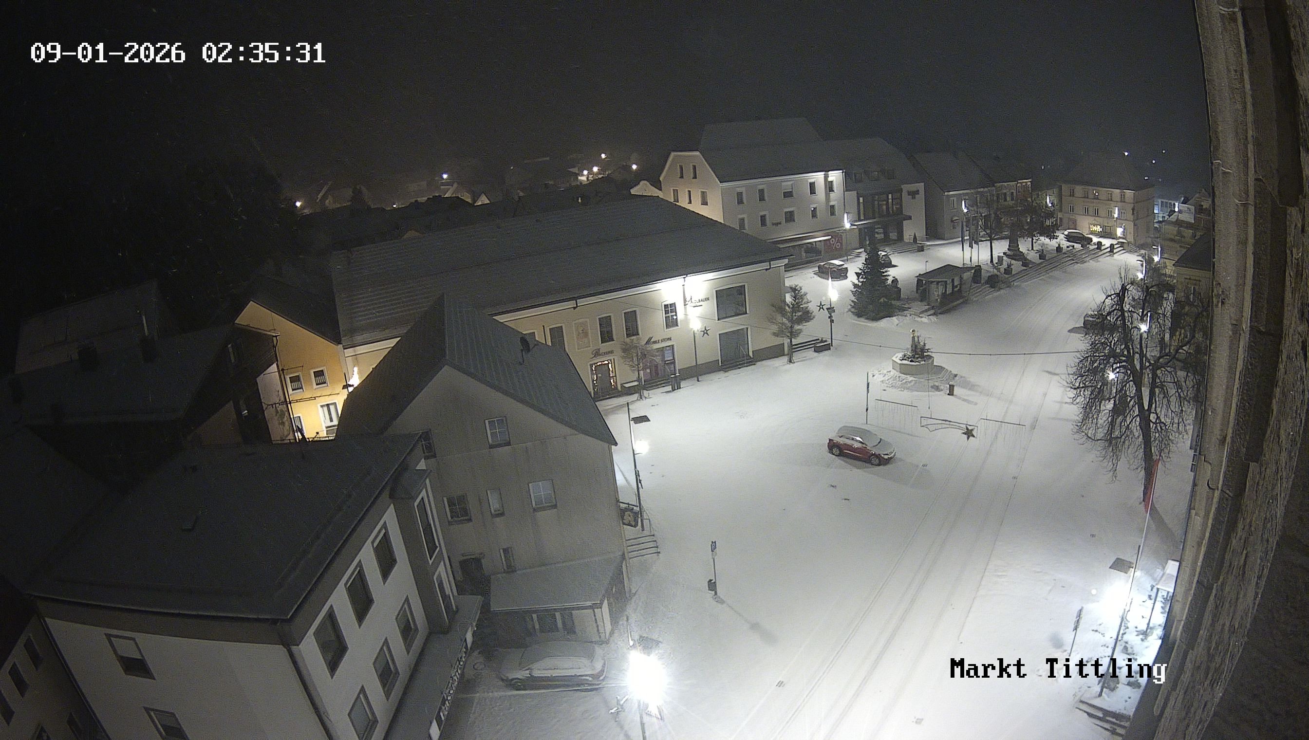 Archiv Foto Webcam Marktplatz in Tittling