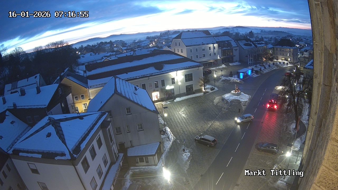 Archiv Foto Webcam Marktplatz in Tittling