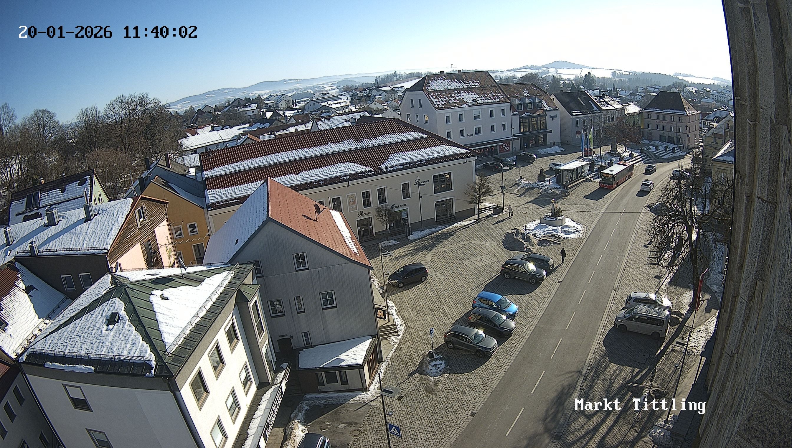 Archiv Foto Webcam Marktplatz in Tittling