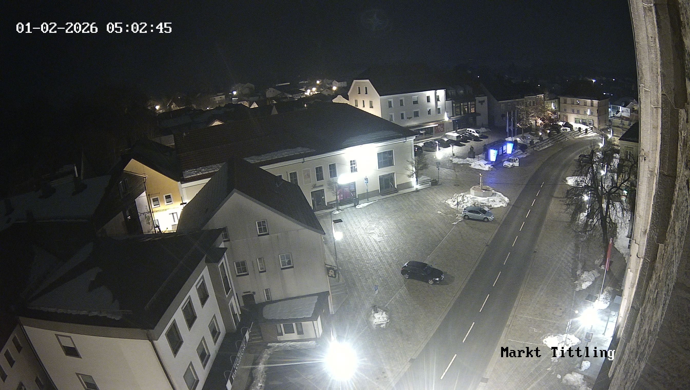 Archiv Foto Webcam Marktplatz in Tittling