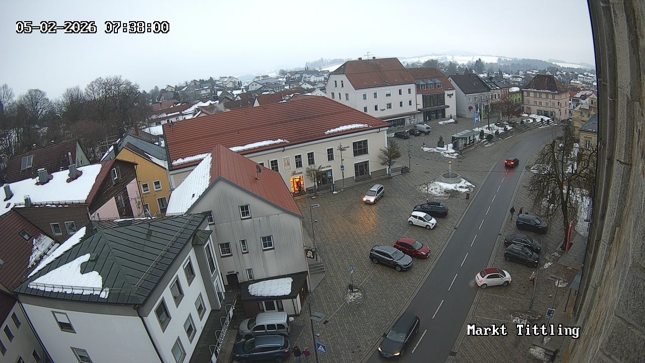 Archiv Foto Webcam Marktplatz in Tittling