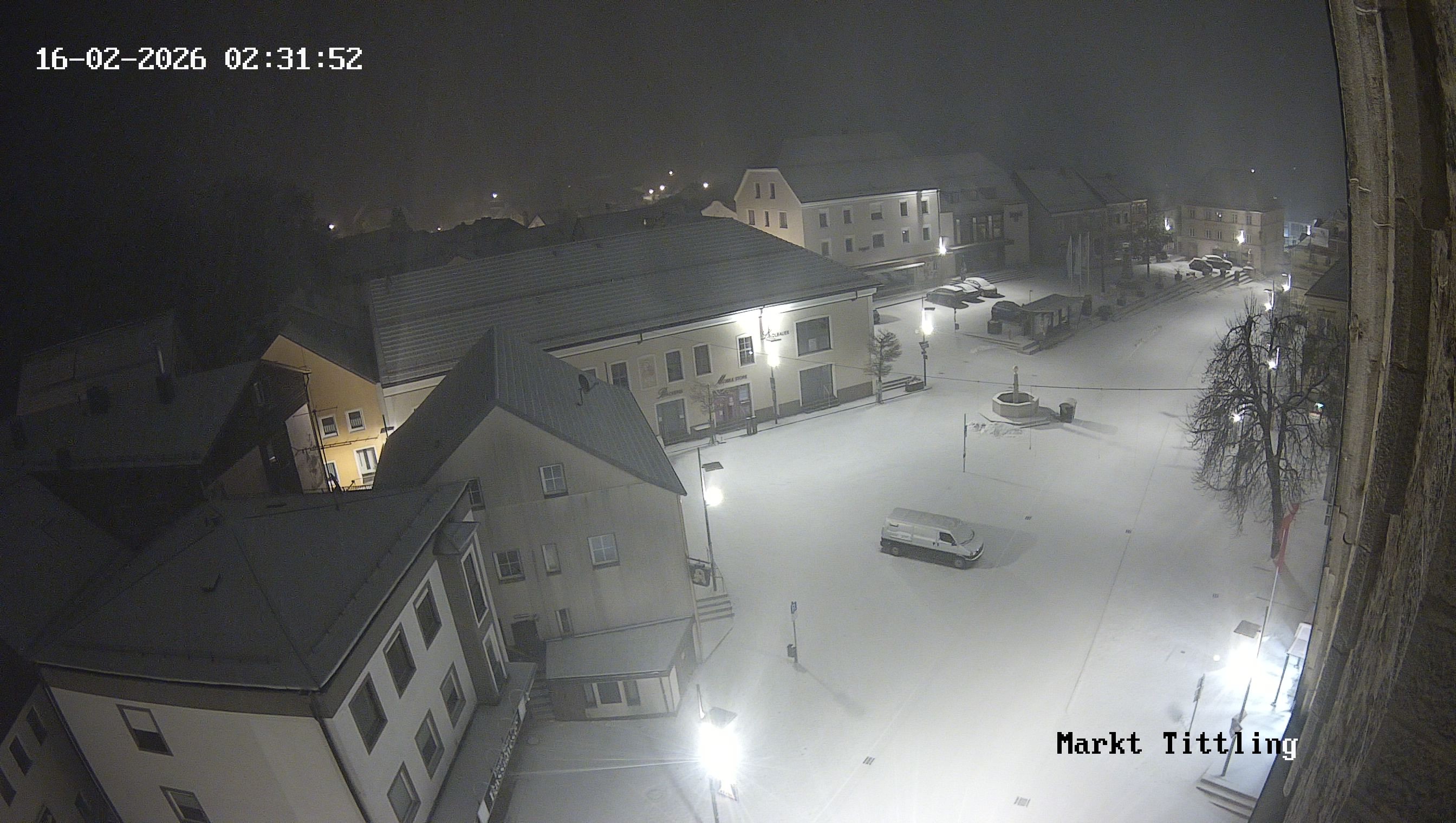 Archiv Foto Webcam Marktplatz in Tittling