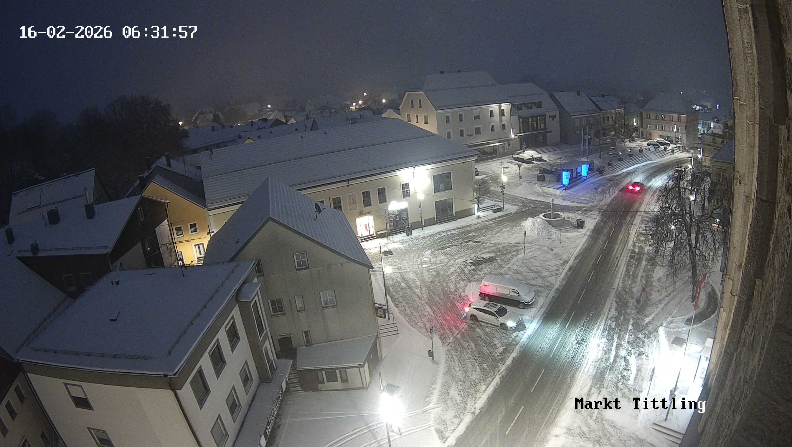 Archiv Foto Webcam Marktplatz in Tittling