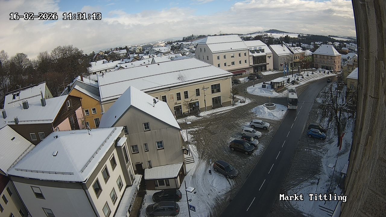 Archiv Foto Webcam Marktplatz in Tittling
