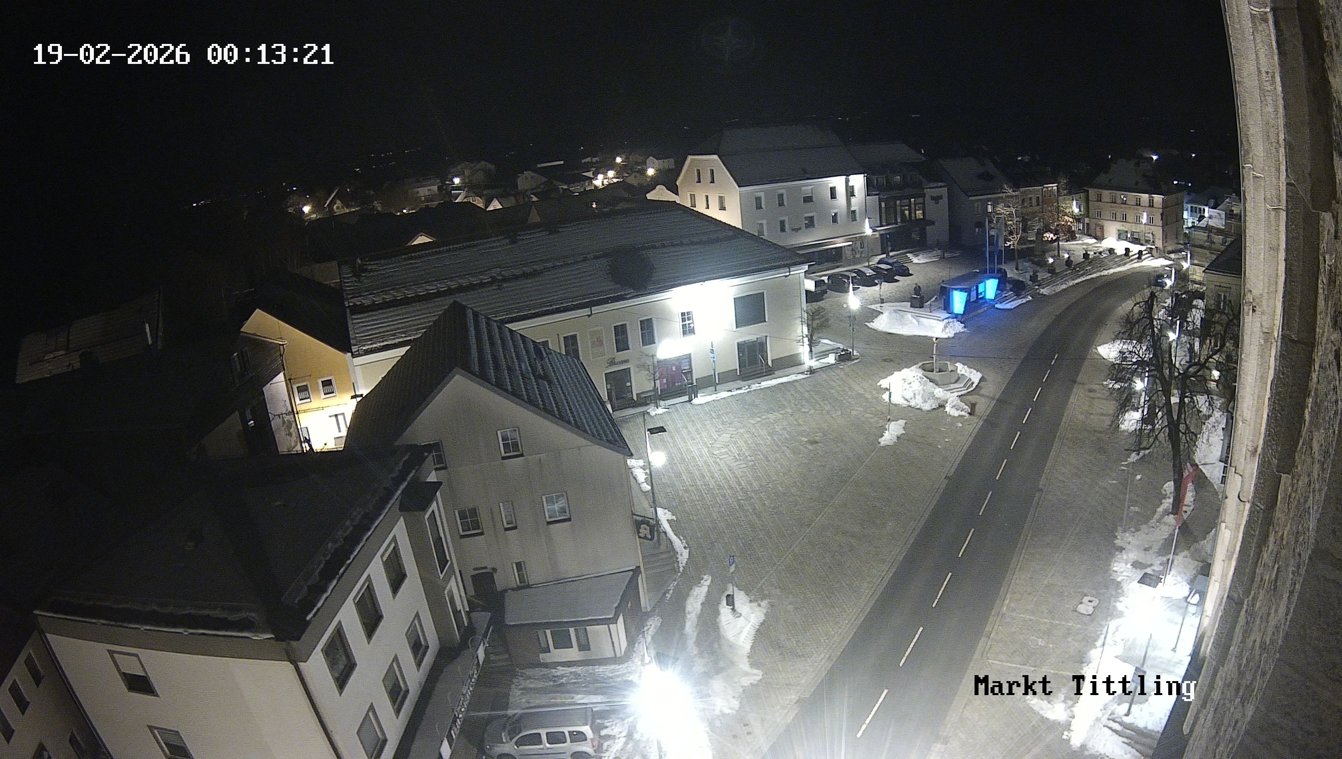 Archiv Foto Webcam Marktplatz in Tittling