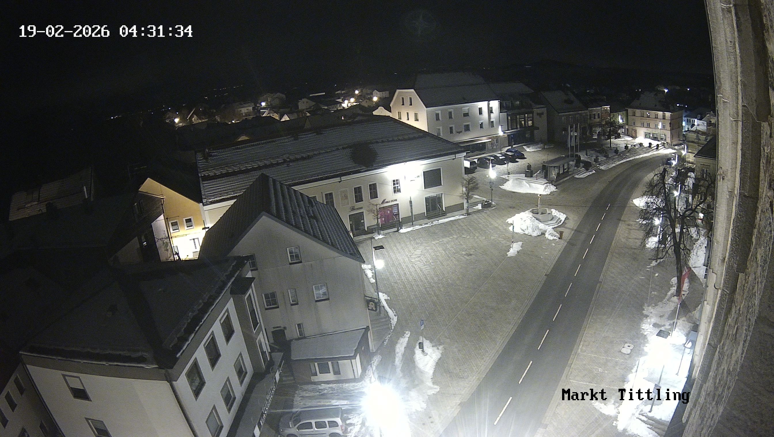 Archiv Foto Webcam Marktplatz in Tittling