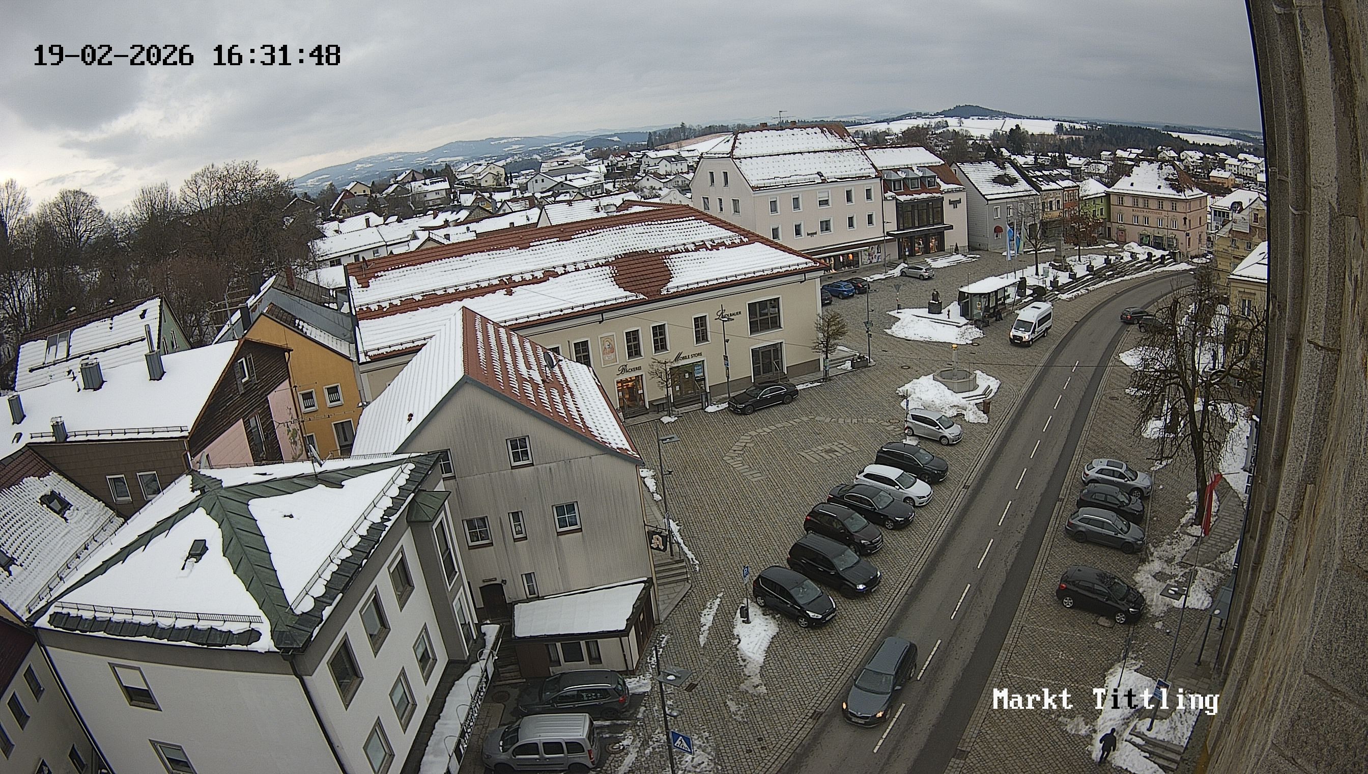 Archiv Foto Webcam Marktplatz in Tittling