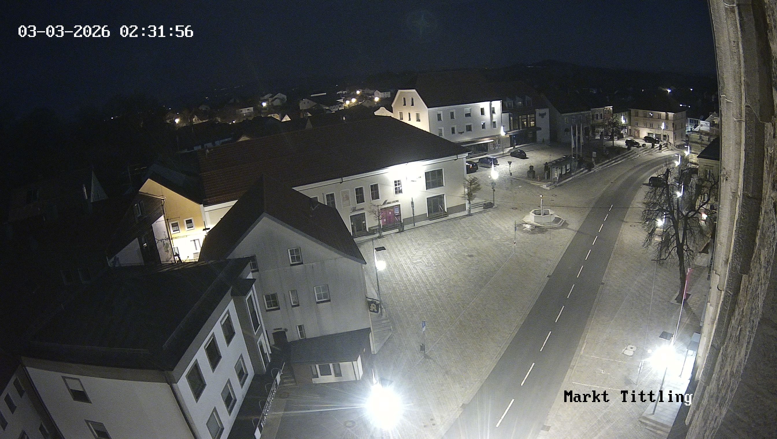 Archiv Foto Webcam Marktplatz in Tittling