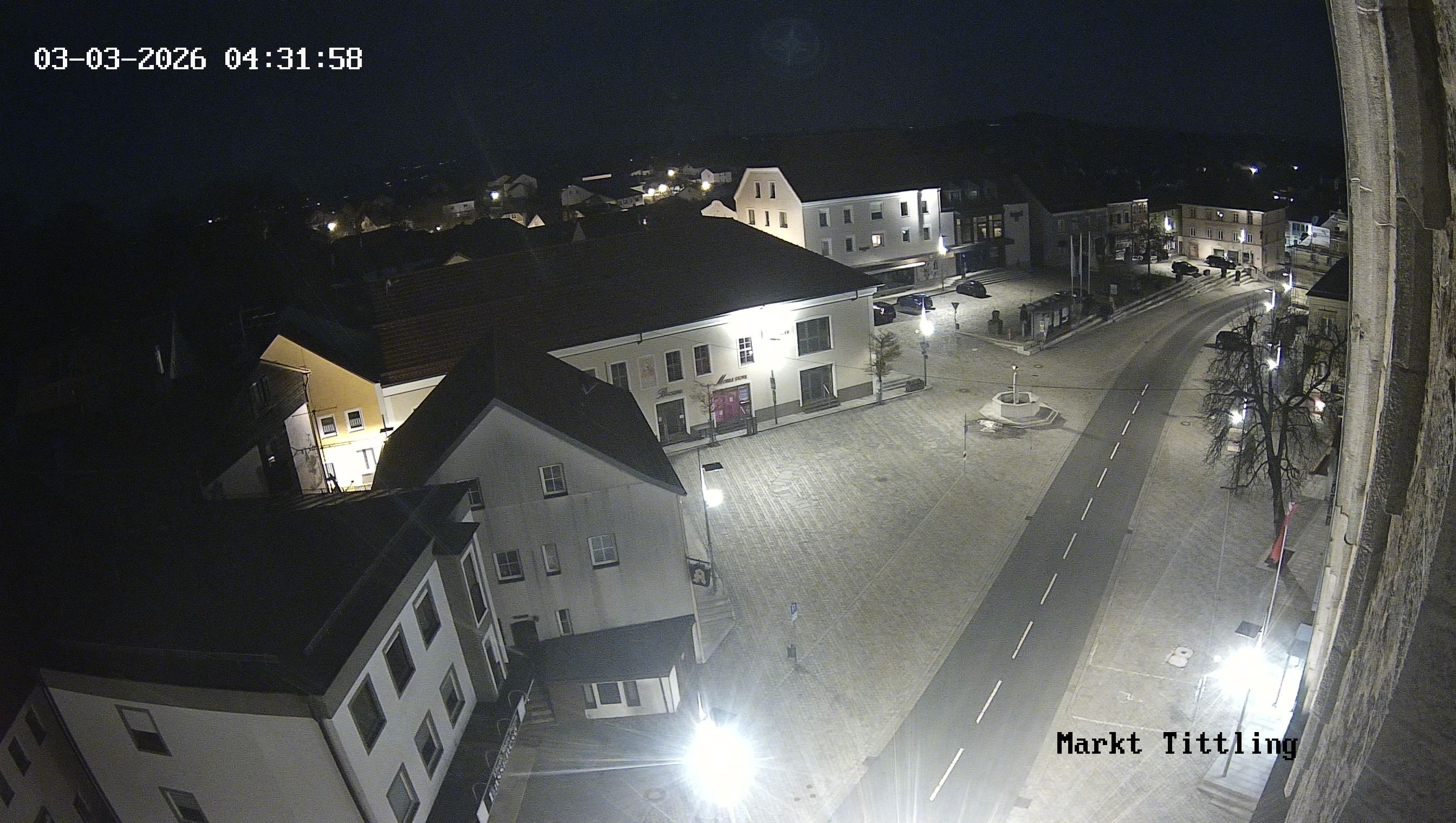 Archiv Foto Webcam Marktplatz in Tittling