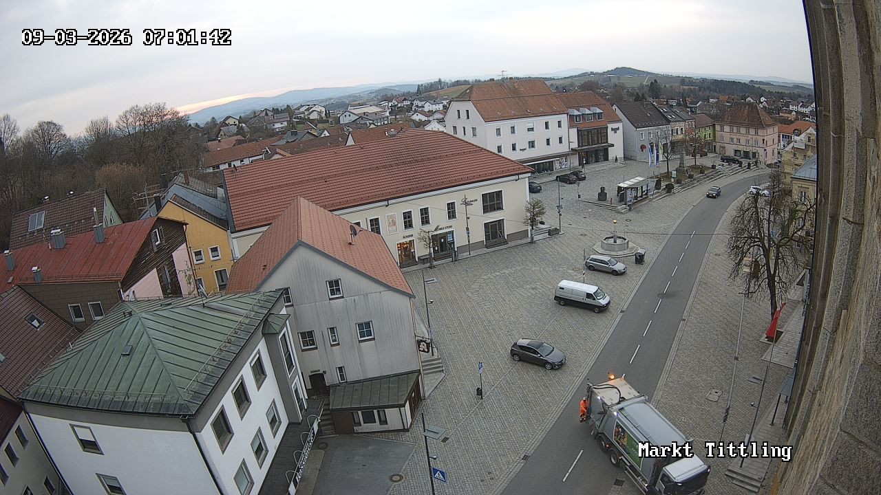 Archiv Foto Webcam Marktplatz in Tittling