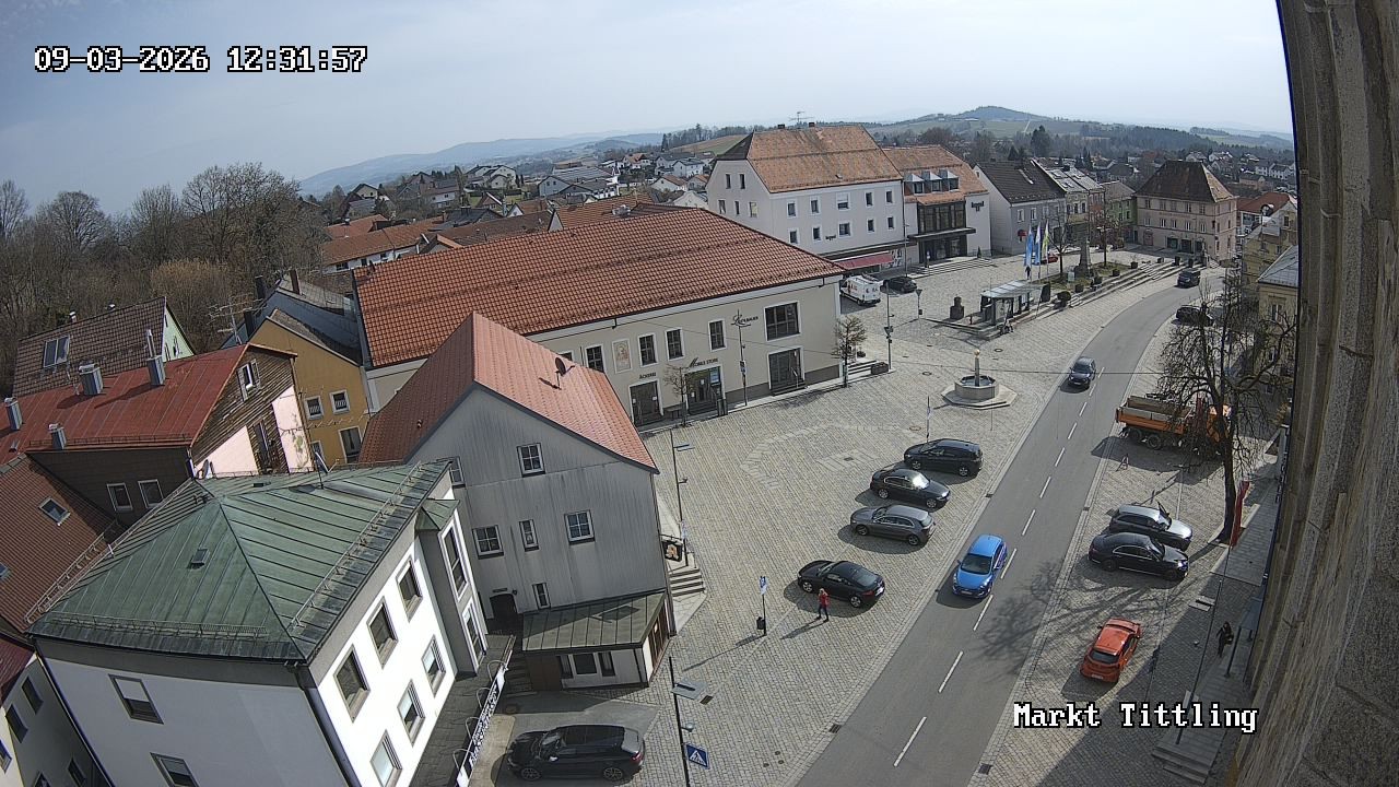 Archiv Foto Webcam Marktplatz in Tittling