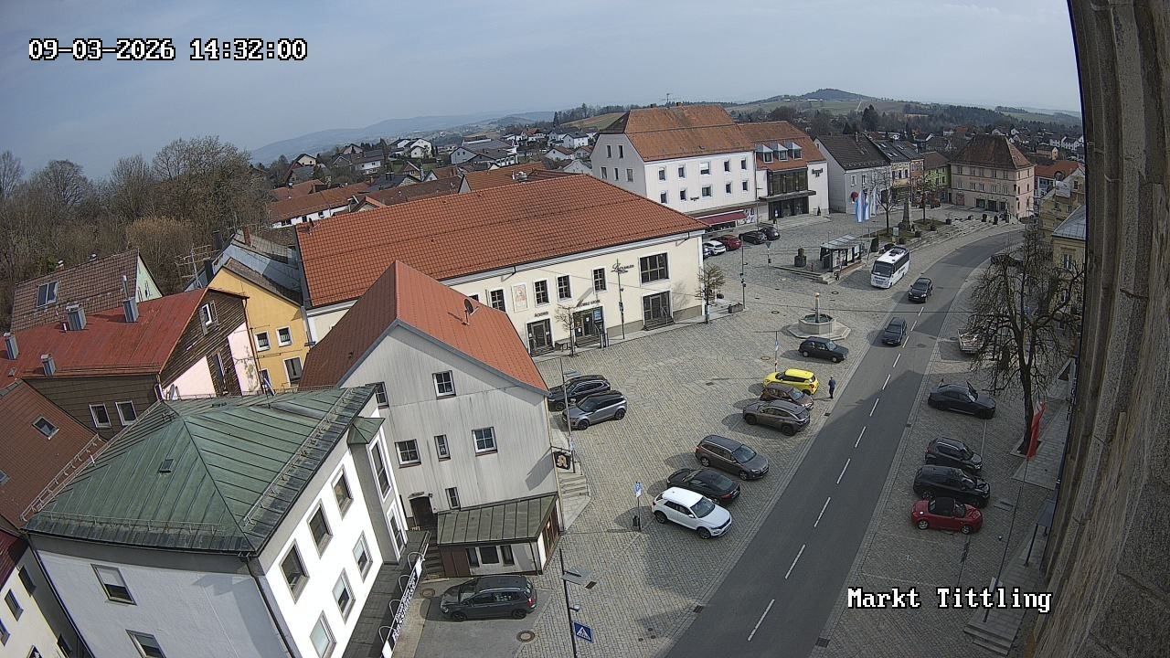 Archiv Foto Webcam Marktplatz in Tittling