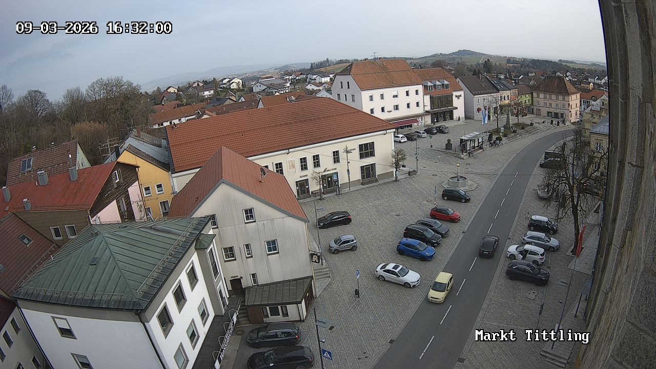 Archiv Foto Webcam Marktplatz in Tittling
