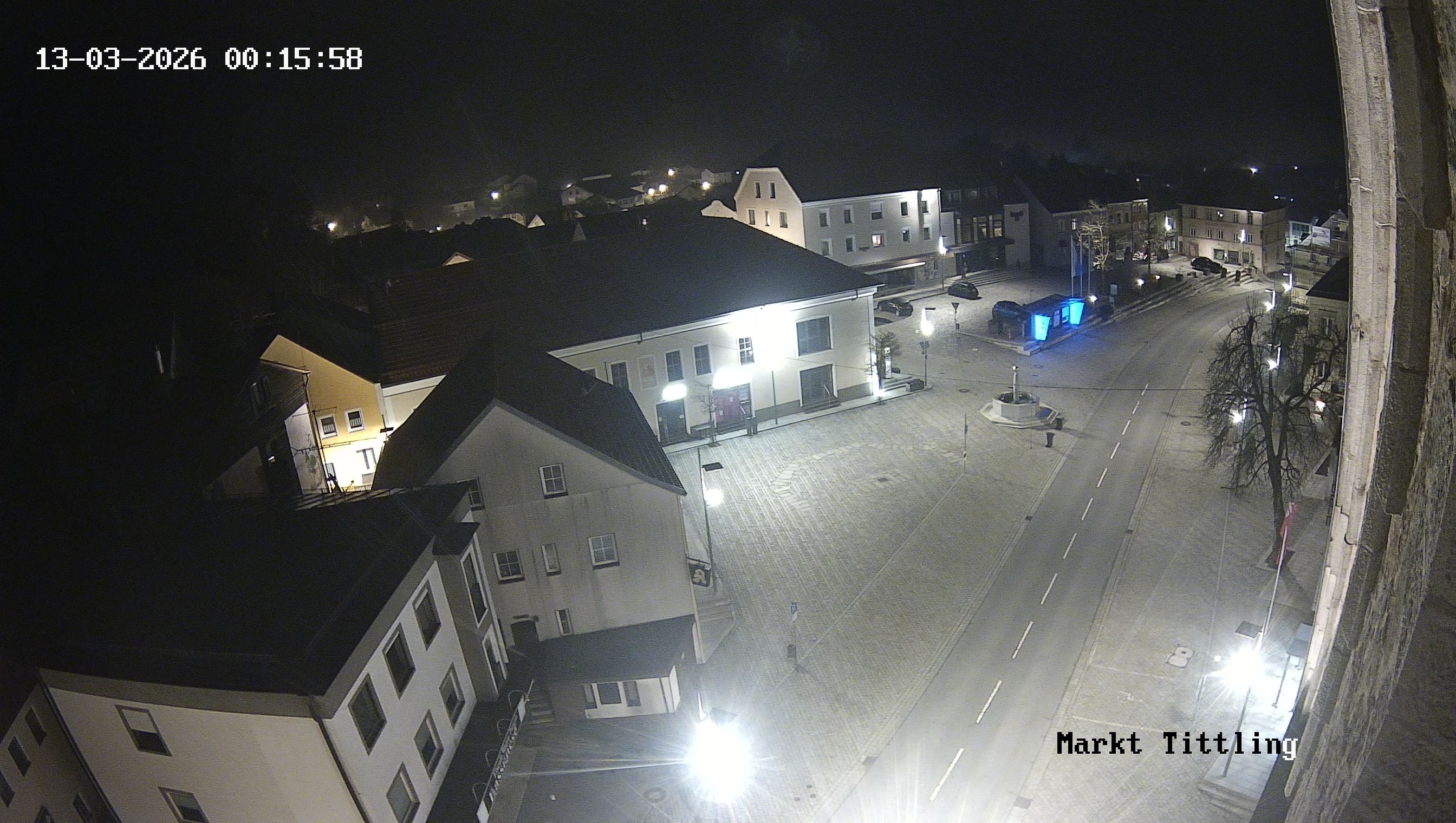 Archiv Foto Webcam Marktplatz in Tittling