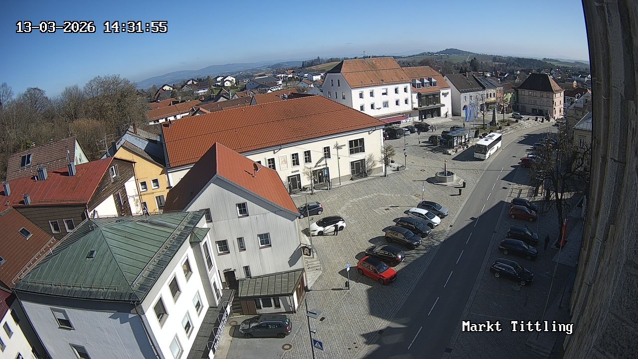 Archiv Foto Webcam Marktplatz in Tittling