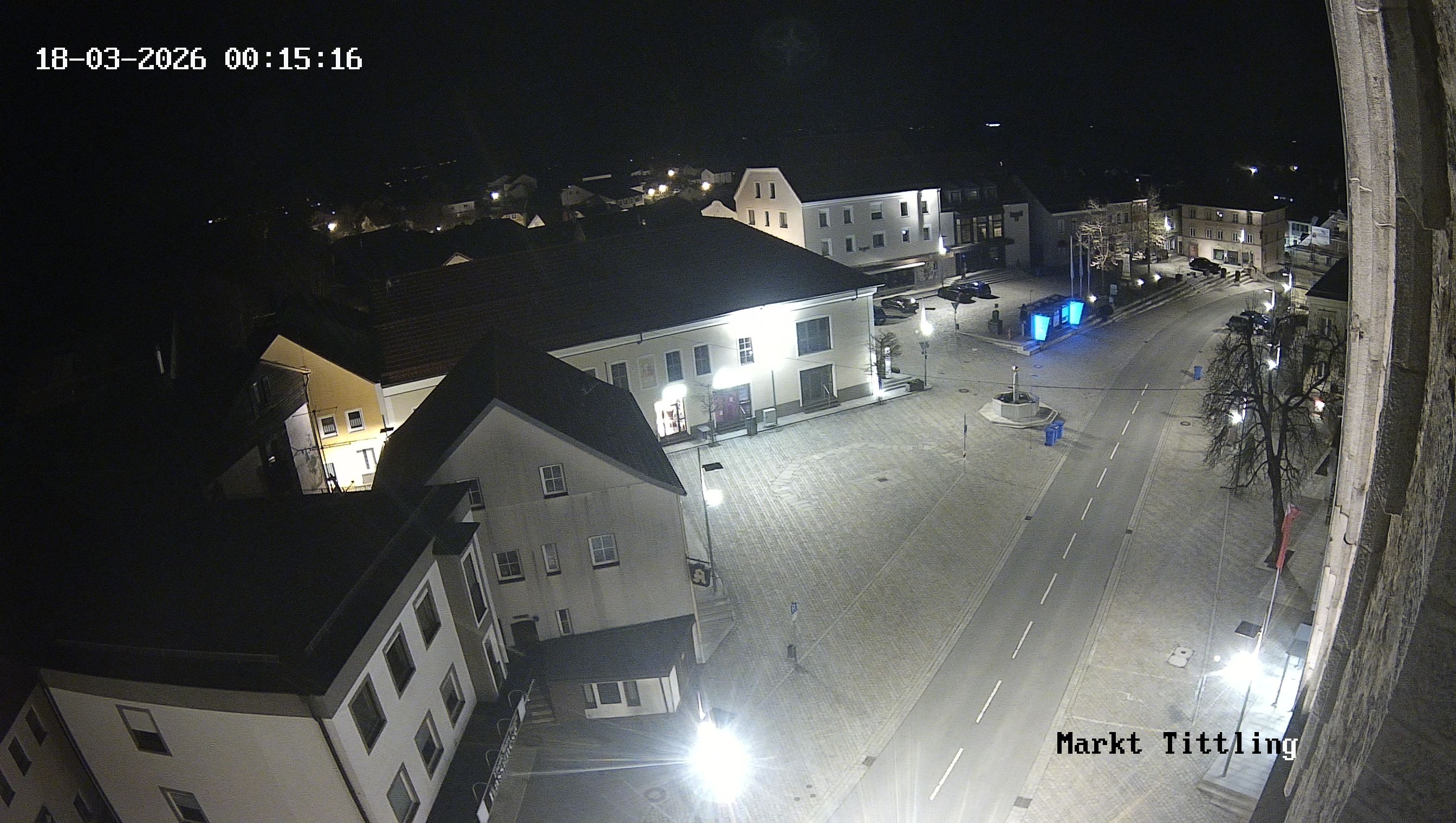 Archiv Foto Webcam Marktplatz in Tittling