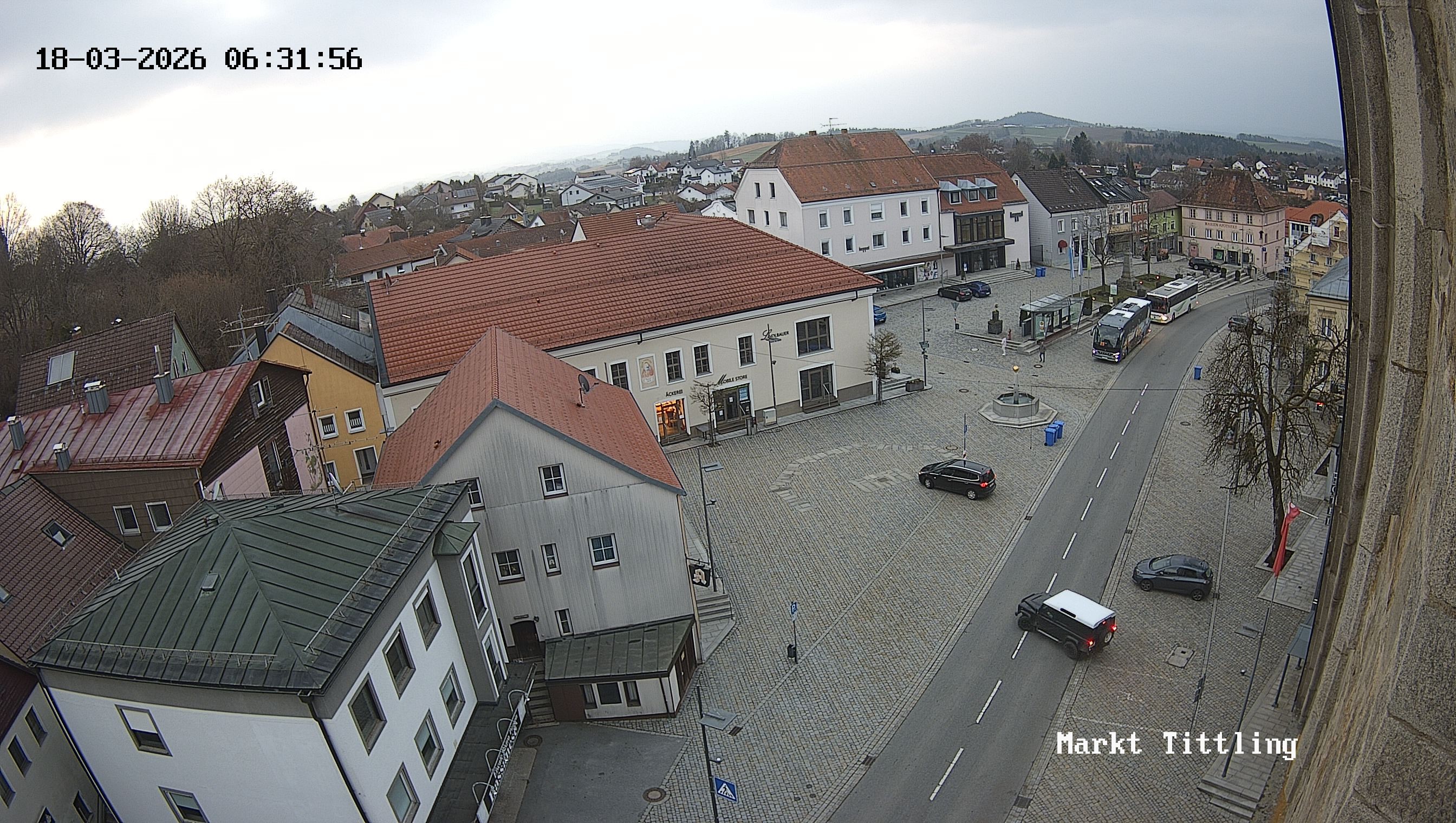 Archiv Foto Webcam Marktplatz in Tittling