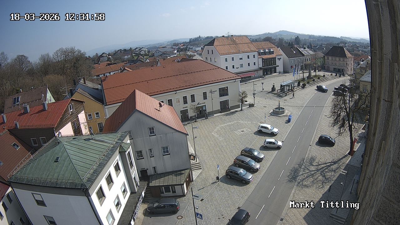 Archiv Foto Webcam Marktplatz in Tittling