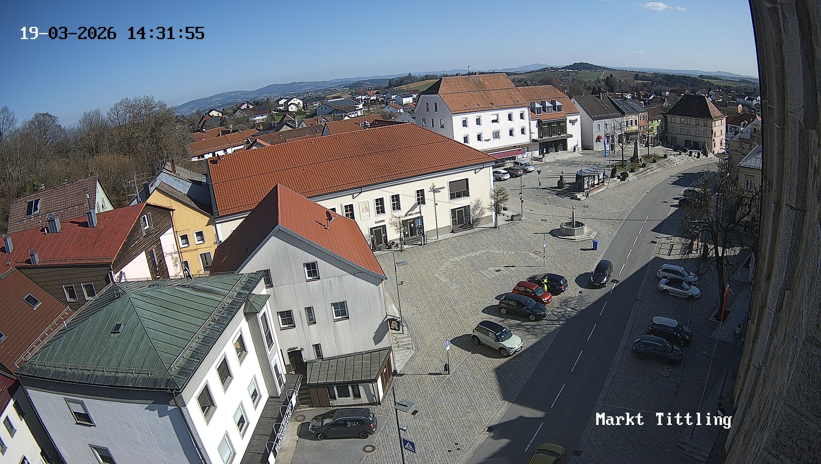 Archiv Foto Webcam Marktplatz in Tittling