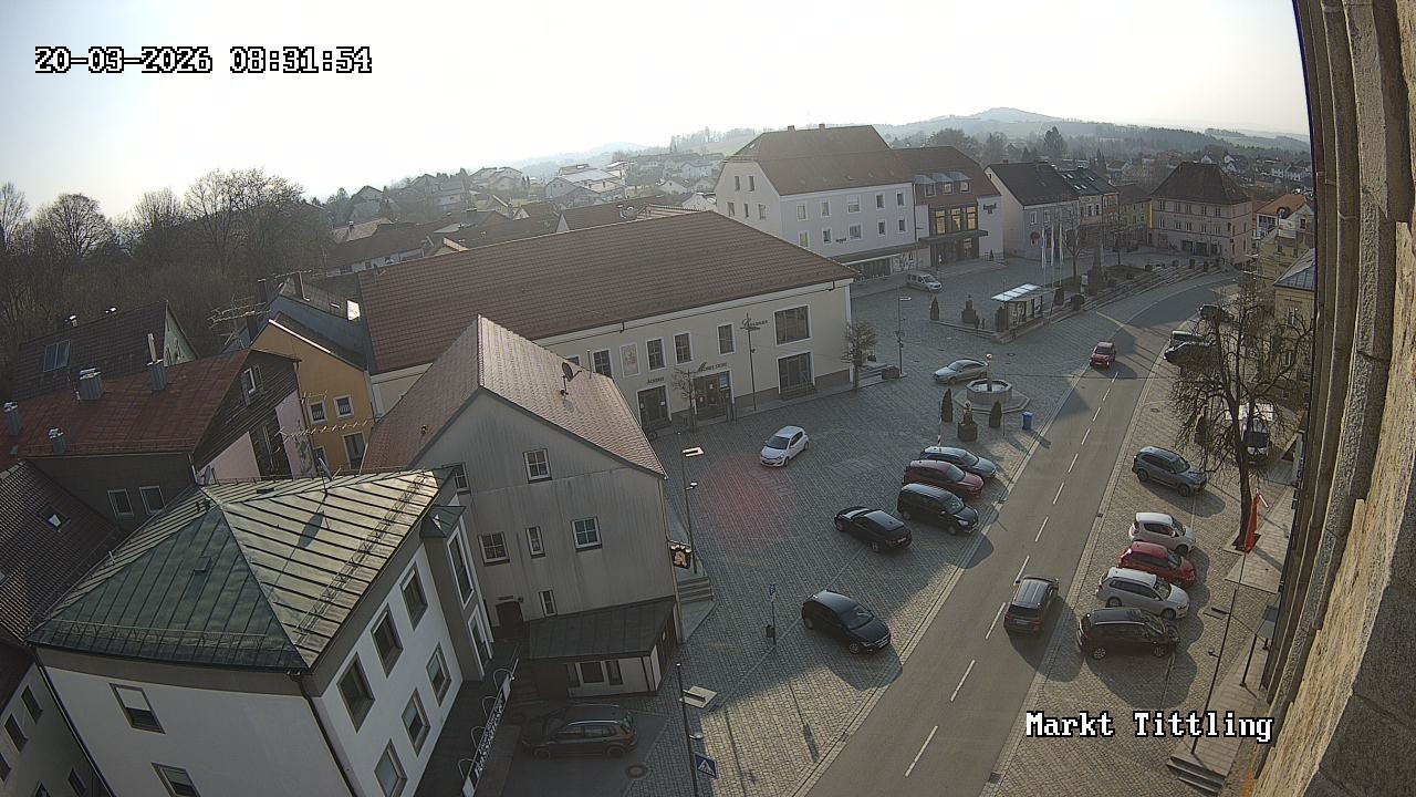 Archiv Foto Webcam Marktplatz in Tittling