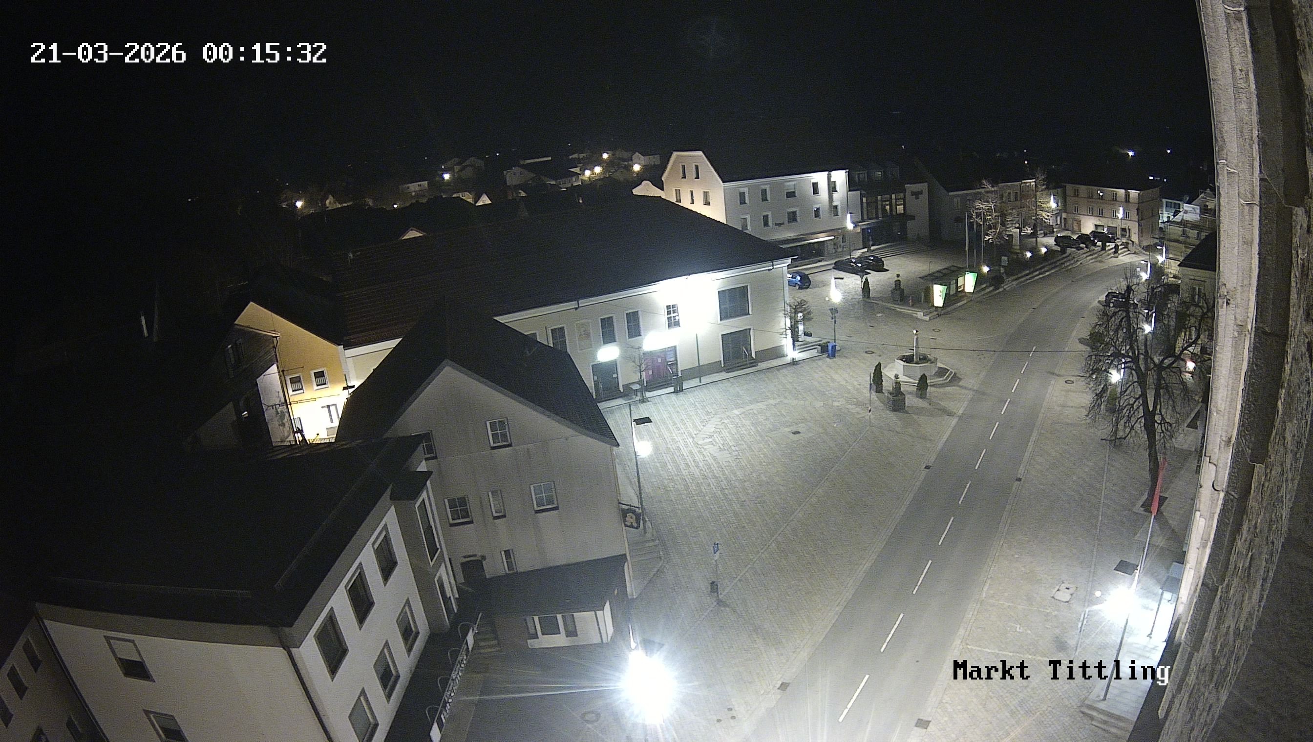 Archiv Foto Webcam Marktplatz in Tittling