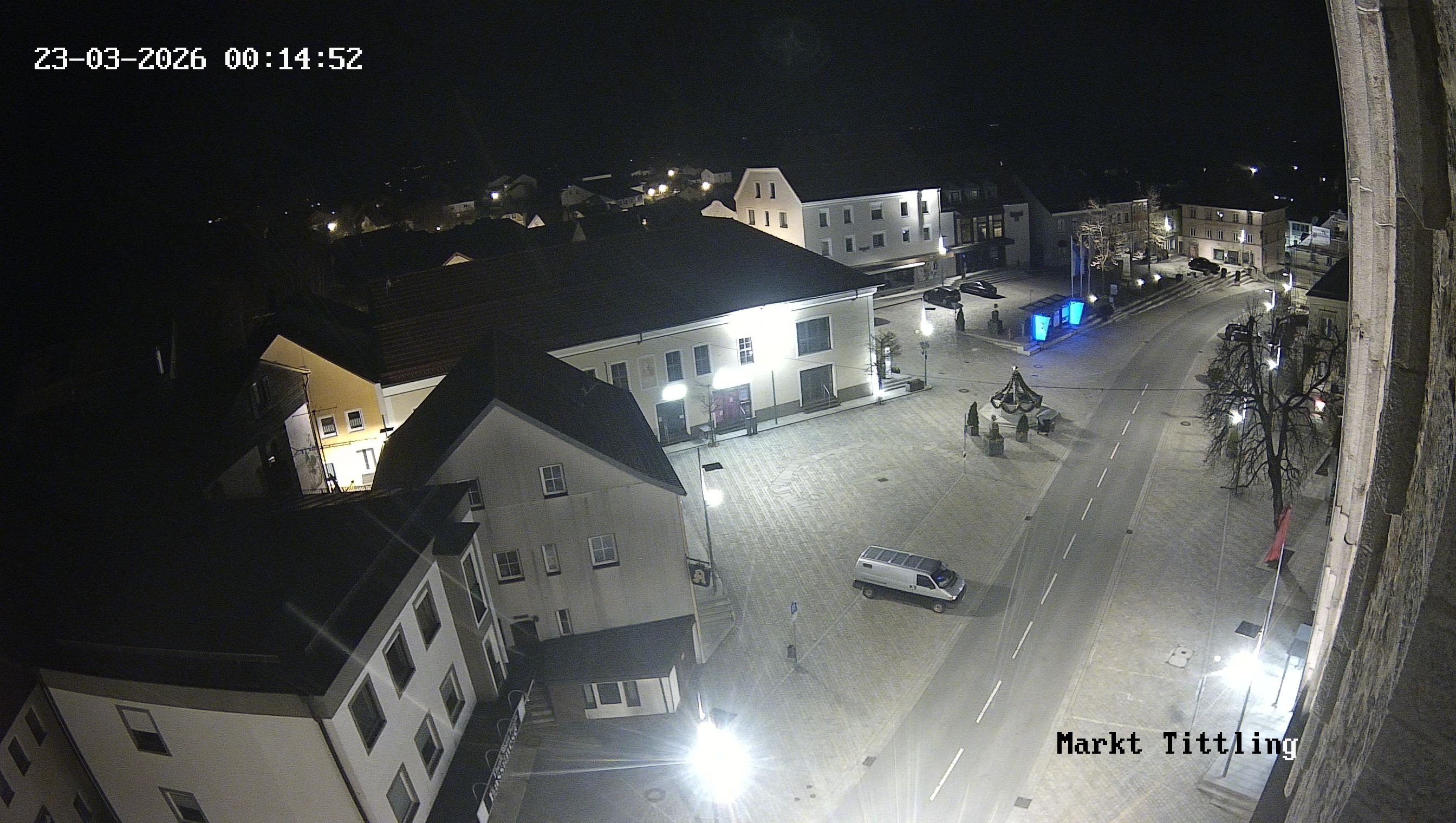 Archiv Foto Webcam Marktplatz in Tittling