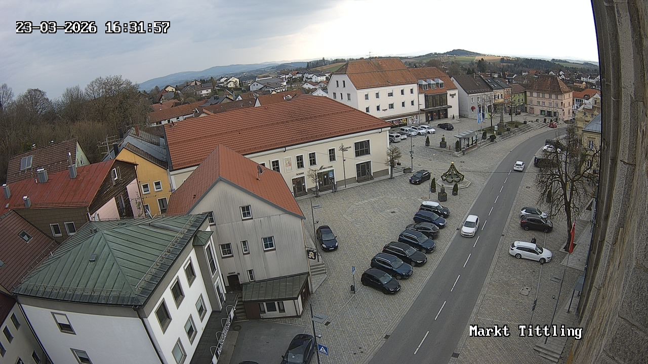 Archiv Foto Webcam Marktplatz in Tittling
