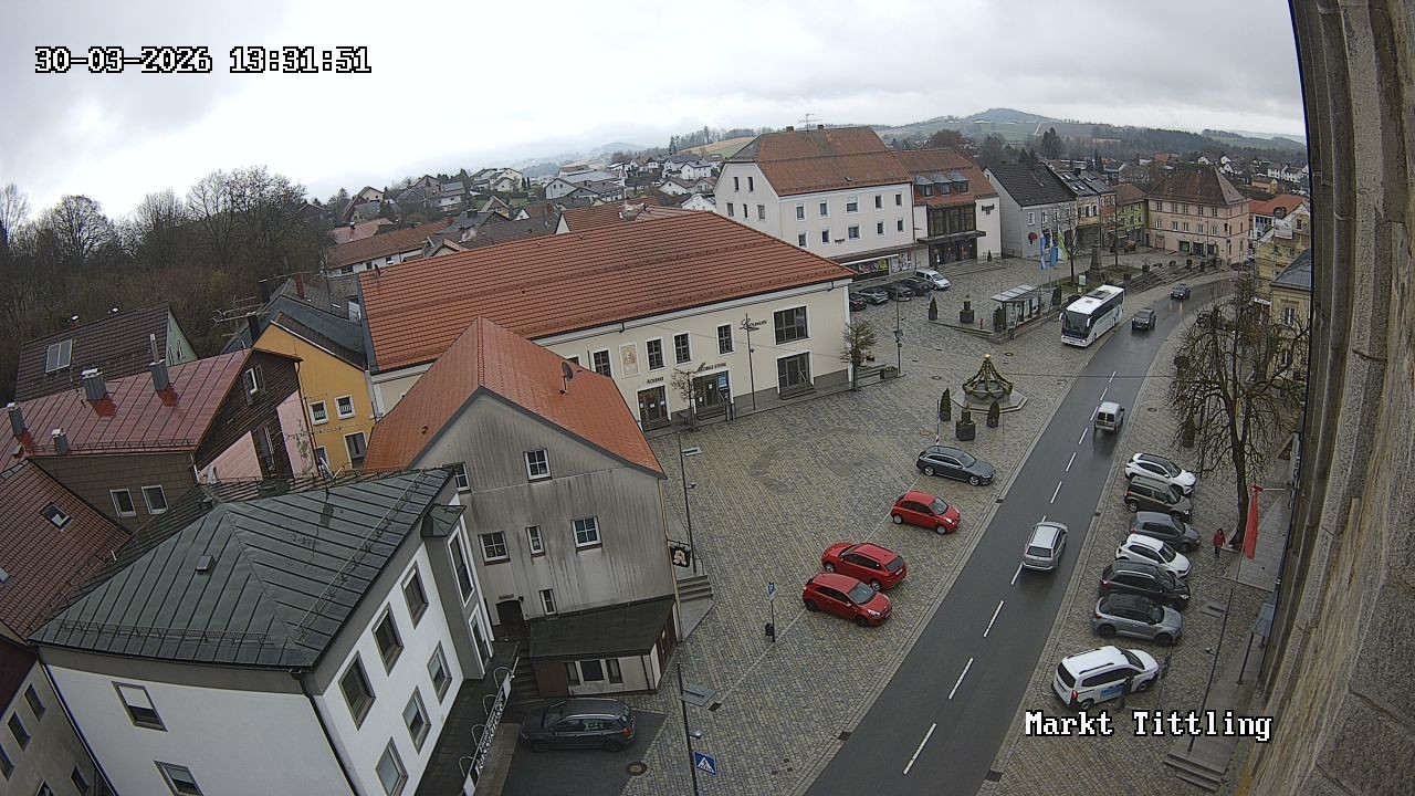 Archiv Foto Webcam Marktplatz in Tittling