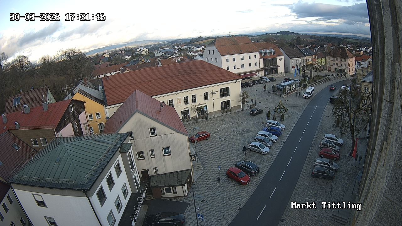 Archiv Foto Webcam Marktplatz in Tittling