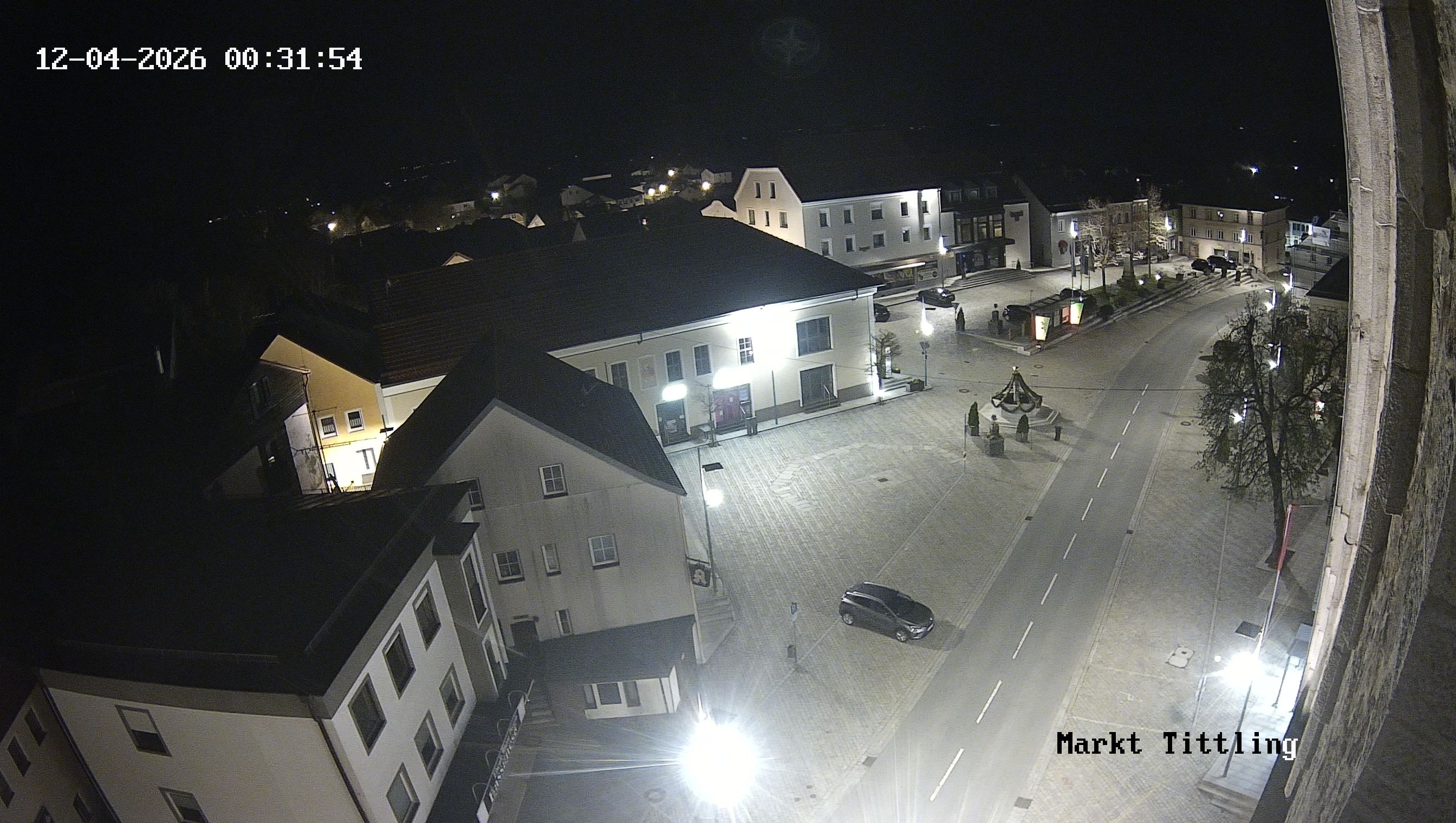 Archiv Foto Webcam Marktplatz in Tittling