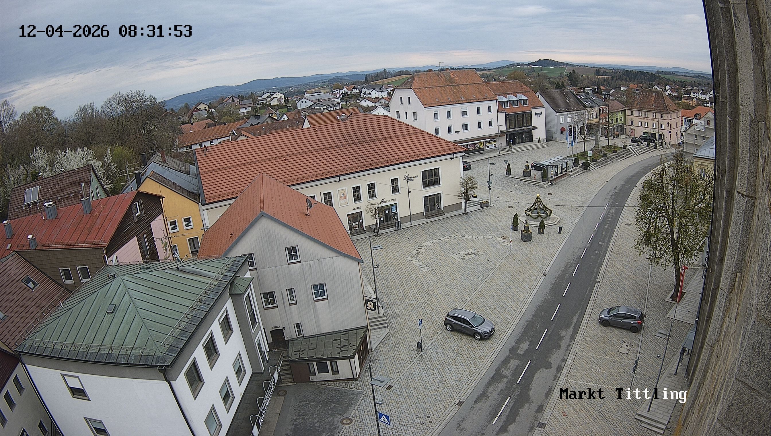 Archiv Foto Webcam Marktplatz in Tittling