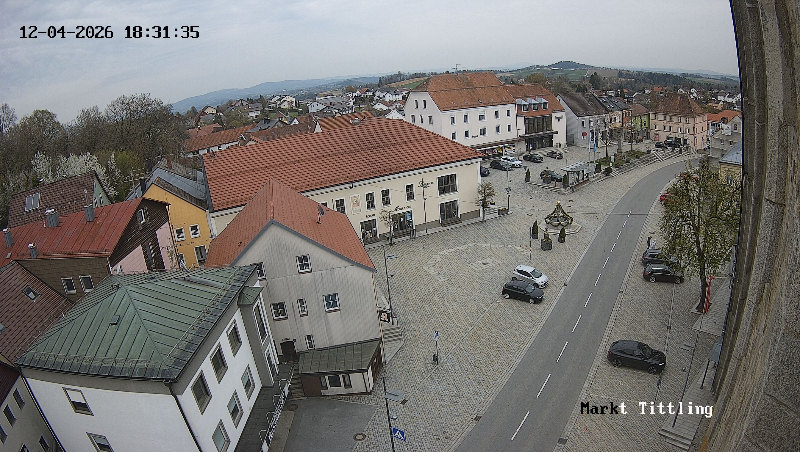 Archiv Foto Webcam Marktplatz in Tittling