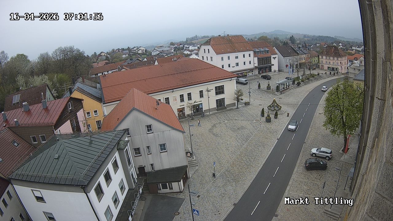 Archiv Foto Webcam Marktplatz in Tittling