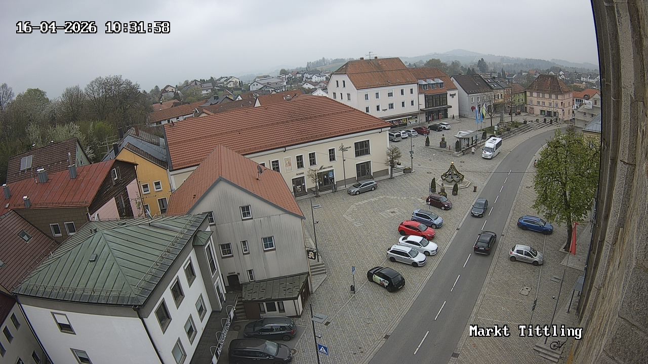 Archiv Foto Webcam Marktplatz in Tittling