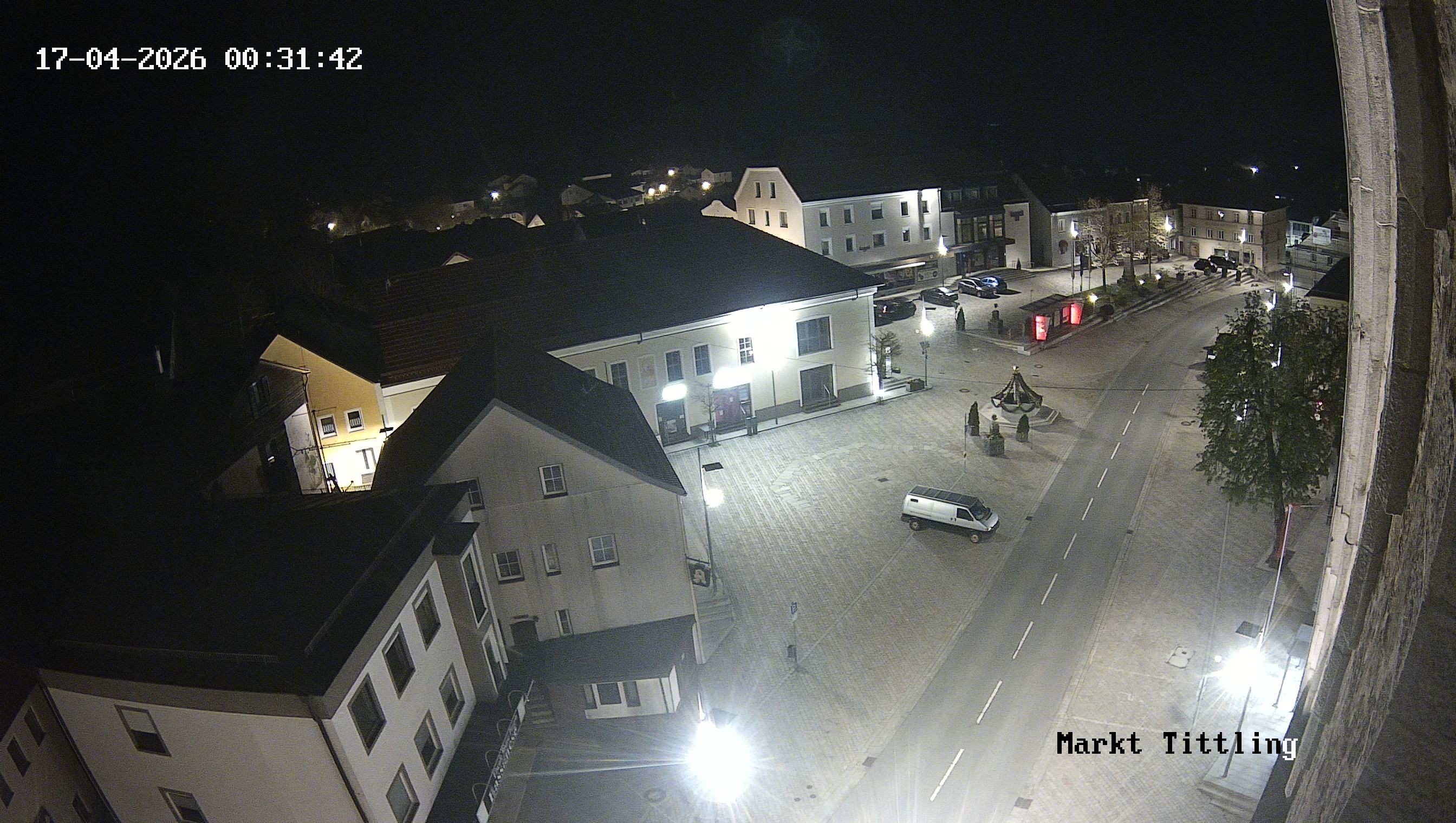 Archiv Foto Webcam Marktplatz in Tittling