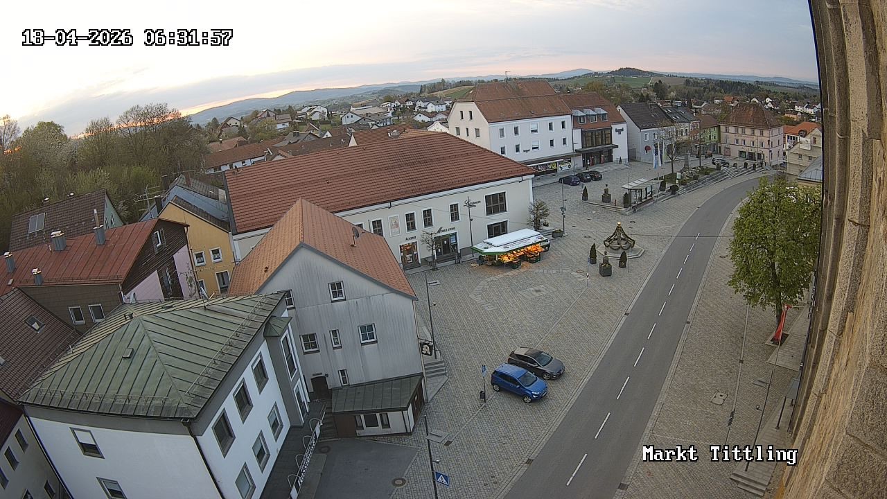 Archiv Foto Webcam Marktplatz in Tittling