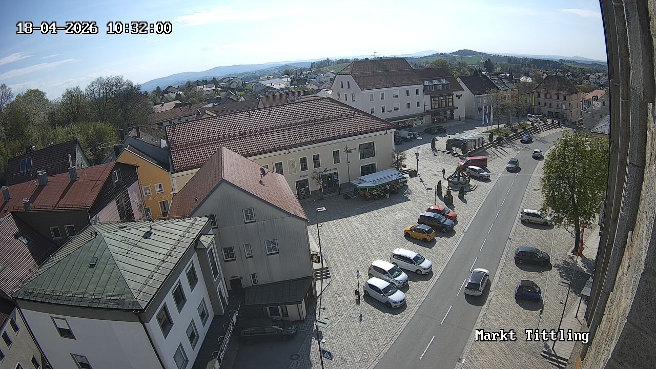 Archiv Foto Webcam Marktplatz in Tittling