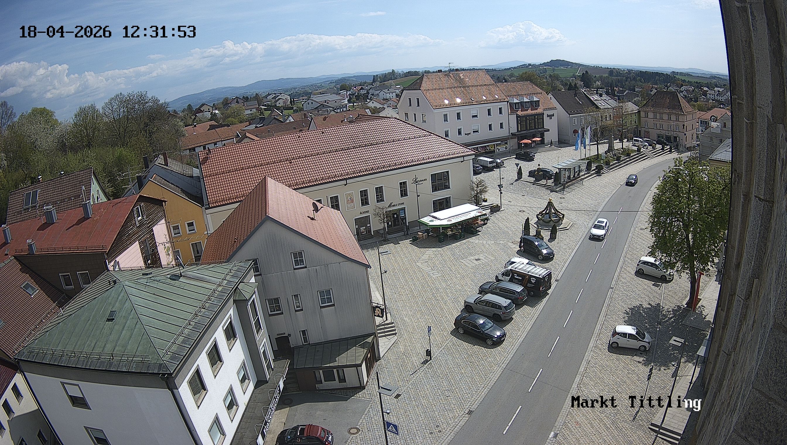 Archiv Foto Webcam Marktplatz in Tittling