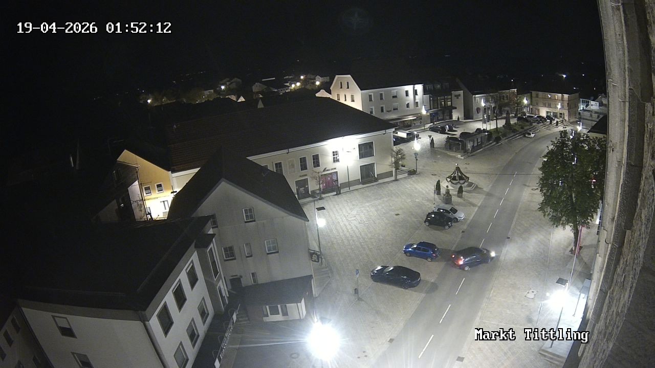 Archiv Foto Webcam Marktplatz in Tittling