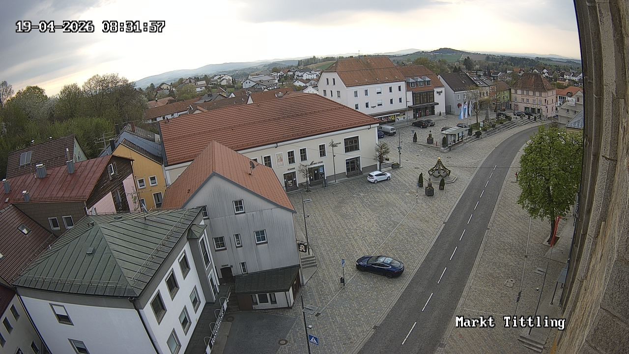 Archiv Foto Webcam Marktplatz in Tittling