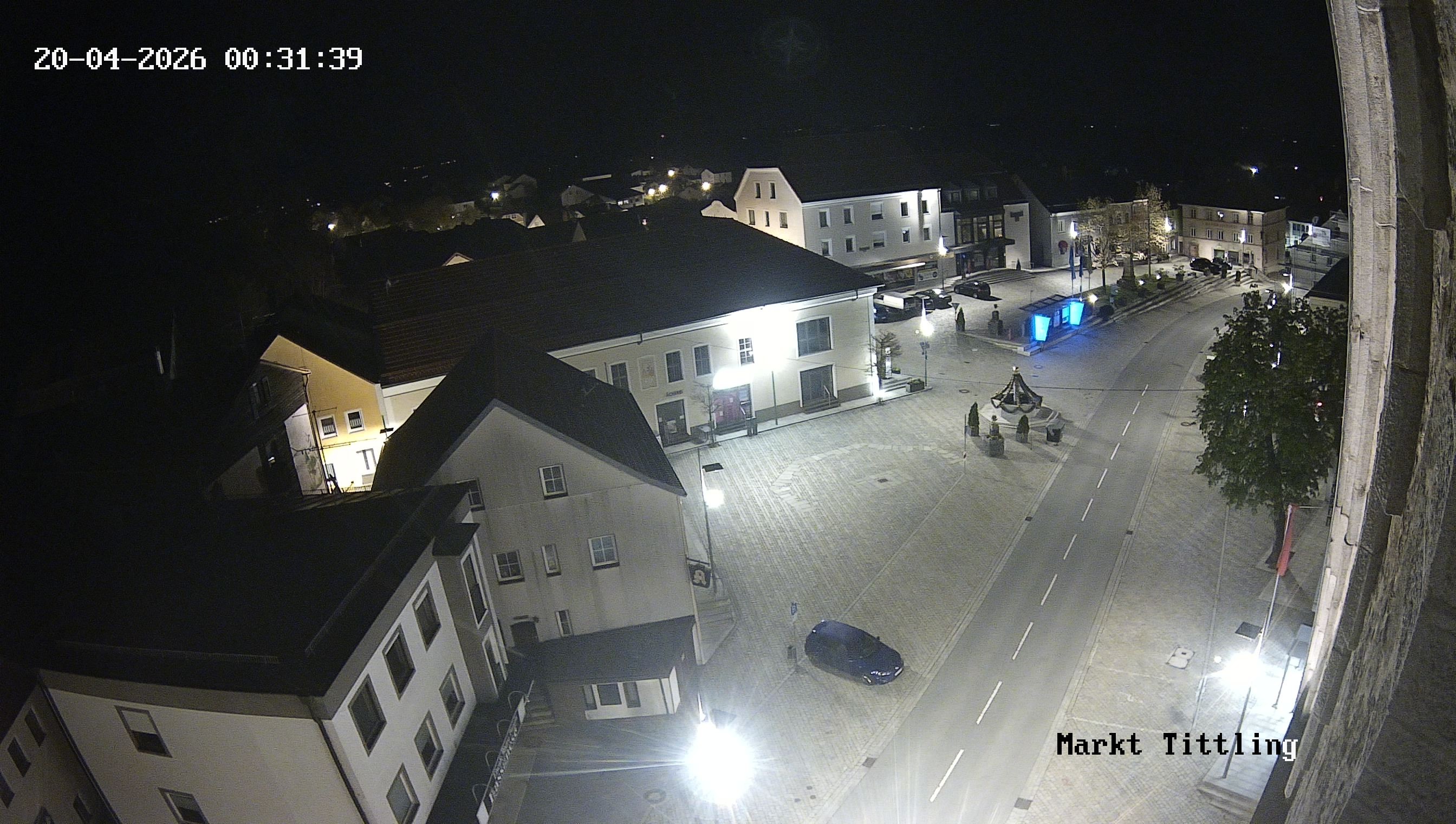 Archiv Foto Webcam Marktplatz in Tittling