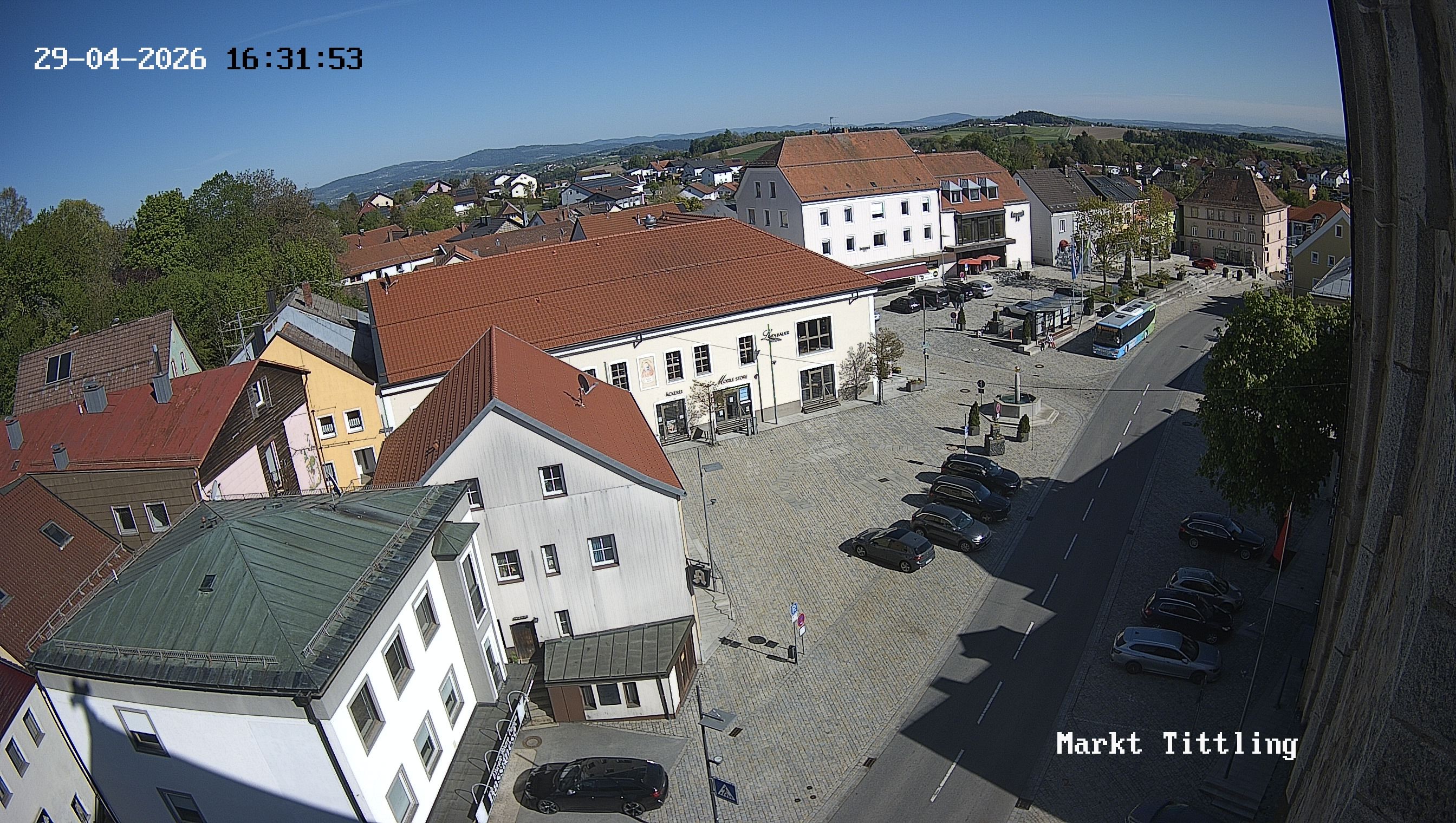 Archiv Foto Webcam Marktplatz in Tittling