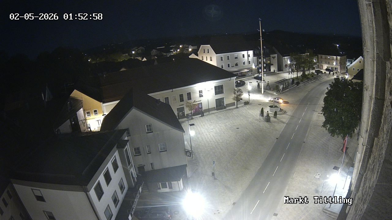 Archiv Foto Webcam Marktplatz in Tittling