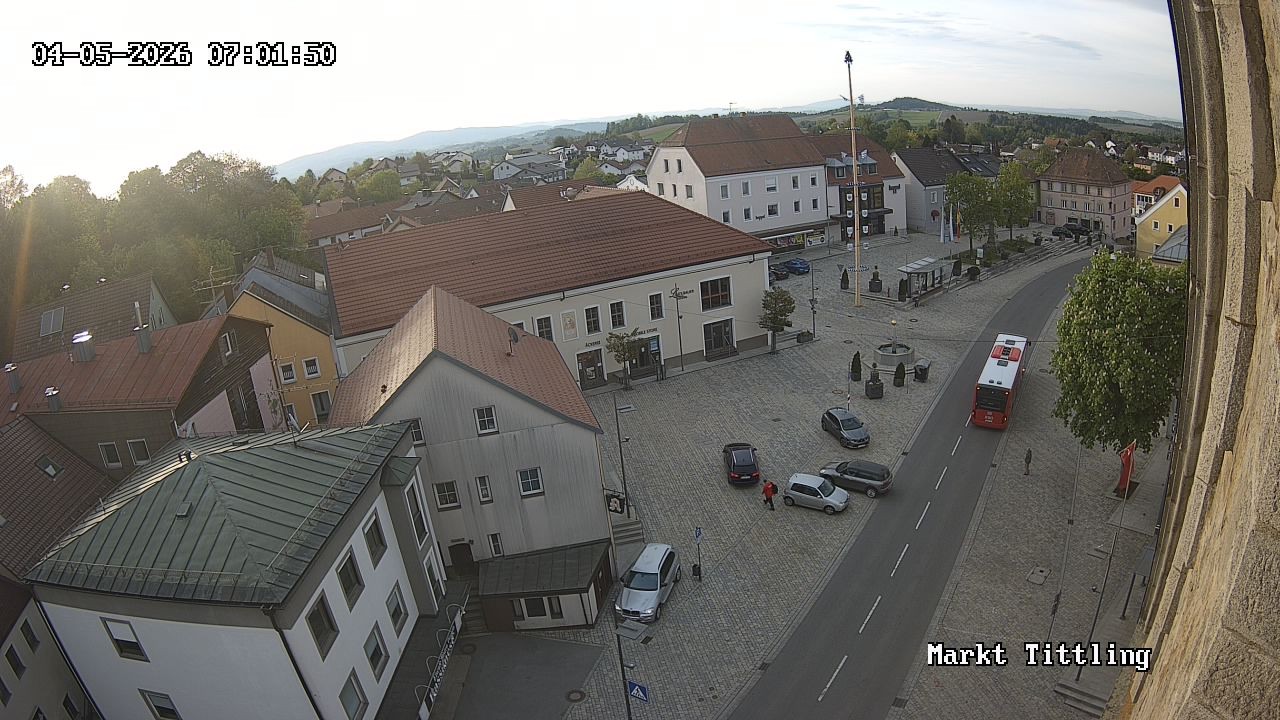 Archiv Foto Webcam Marktplatz in Tittling