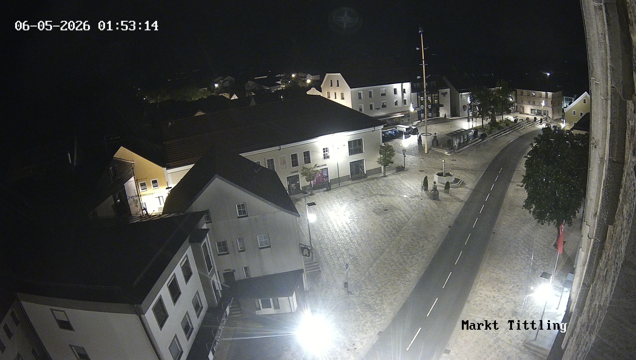Archiv Foto Webcam Marktplatz in Tittling