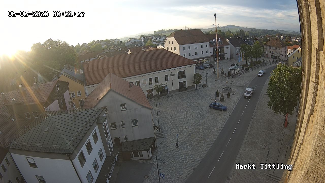 Archiv Foto Webcam Marktplatz in Tittling